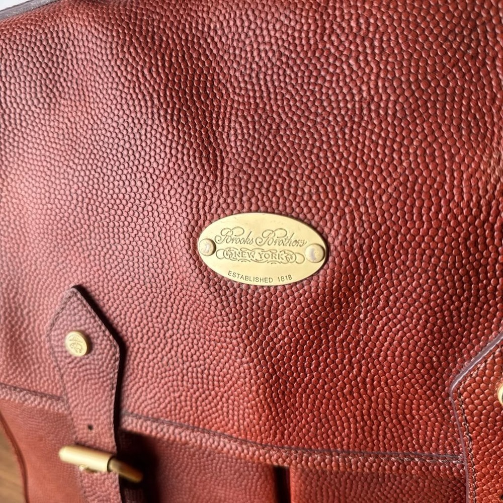 Brooks Brothers Football Leather Briefcase Vintage Messenger Brass Hardware - Picture 13 of 16